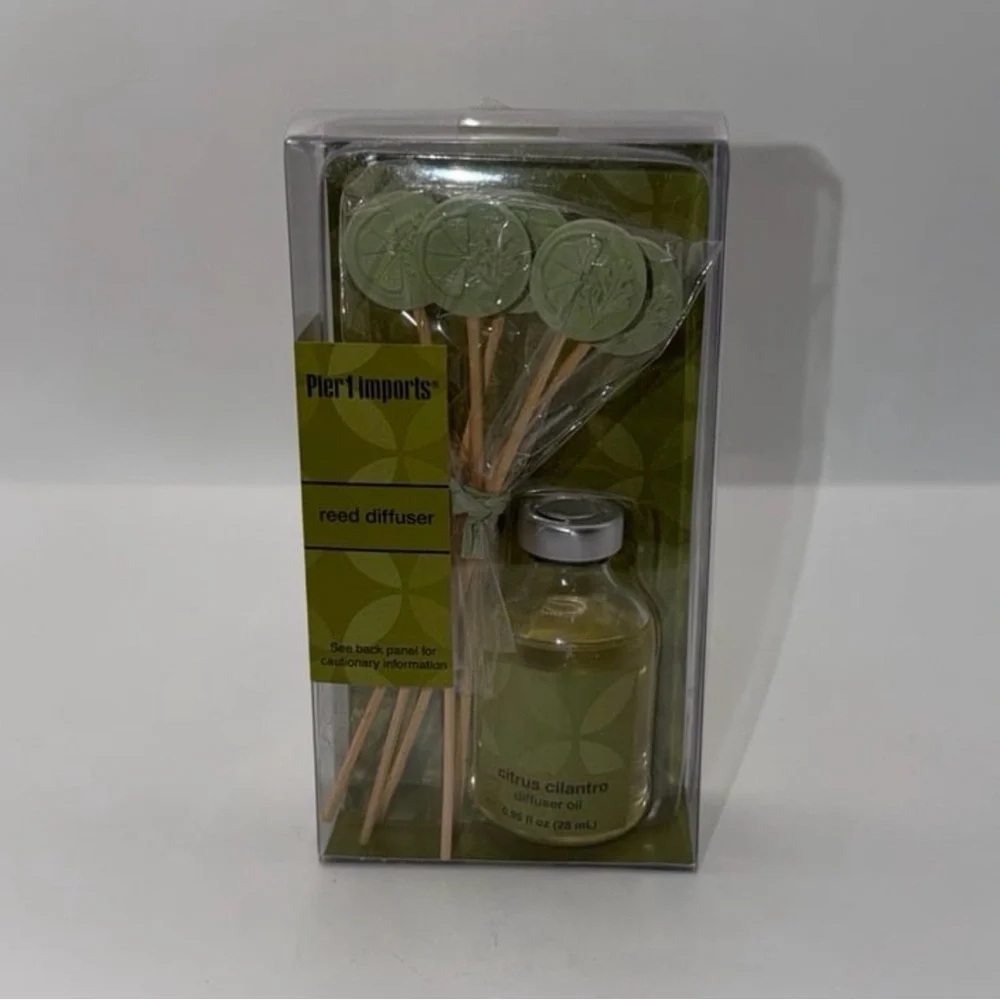 Retired NWT Pier 1 Imports Citrus Cilantro Reed Diffuser